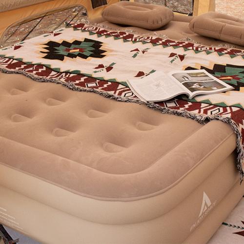 Engineering Plastics & PVC & Suede Inflatable Bed Mattress portable Solid khaki PC