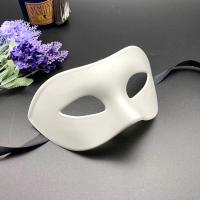 El plastico Máscara de la mascarada, hecho a mano, más colores para elegir,  trozo