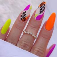 Plastique Faux ongles motif de feuille multicolore Ensemble