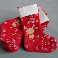 Netkané textilie Vánoční dekorace ponožky Jelení Rosso kus