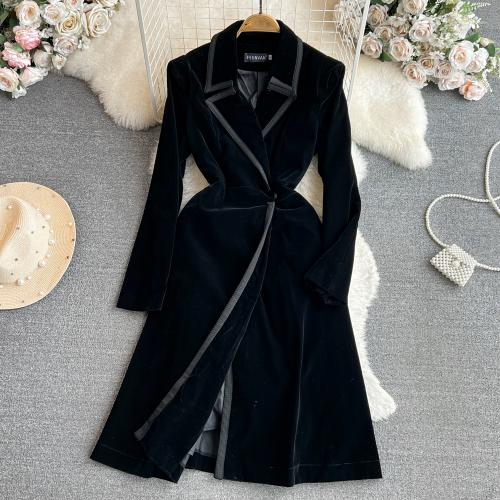Polyester Waist-controlled & long style Women Coat Solid black PC