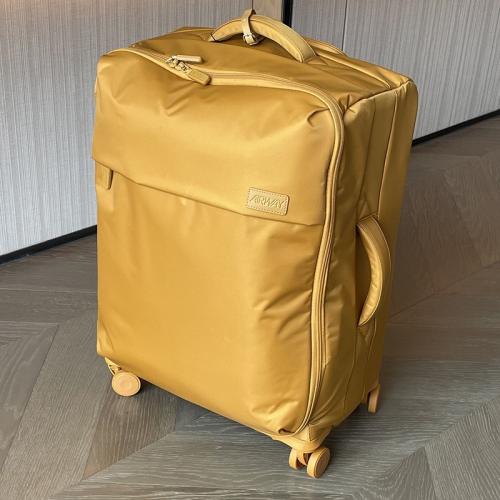 ナイロン スーツケース 単色 選択のためのより多くの色 一つ