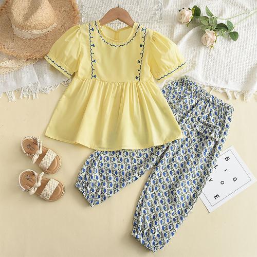 Polyester Soft Girl Clothing Cute & two piece printed shivering yellow Set