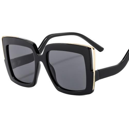 PC-Polycarbonate Easy Matching Sun Glasses for women & anti ultraviolet & sun protection PC