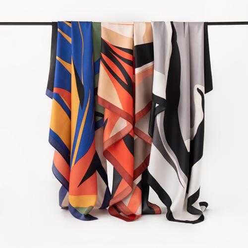 Polyester Vierkante sjaal Afgedrukt Striped meer kleuren naar keuze stuk