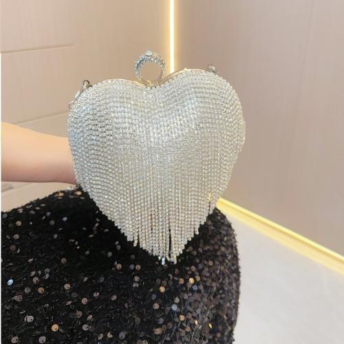 Polyester Easy Matching & Tassels Clutch Bag with rhinestone heart pattern PC