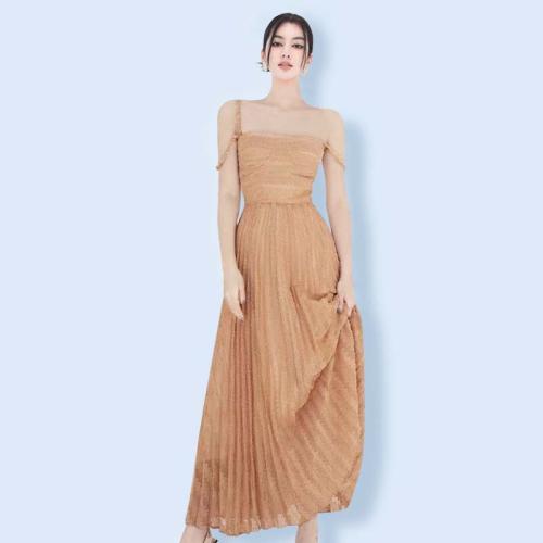 Polyester Soft & Pleated One-piece Dress & off shoulder Solid coffee PC