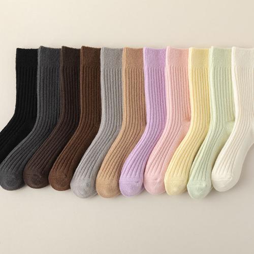 Mixed Fabric & Wool Women Loose Socks thicken & deodorant & sweat absorption & thermal Solid : Lot