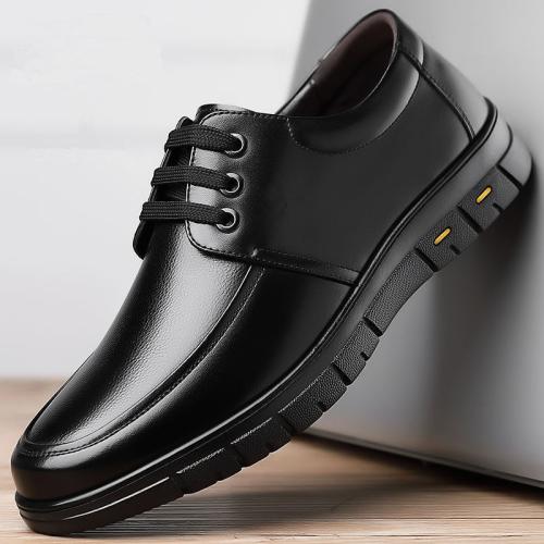 Rubber & PU Leather Men Dress Shoes Solid Pair