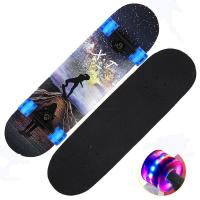 Javor Skateboard Hliníková slitina Stampato různé barvy a vzor pro výběr kus