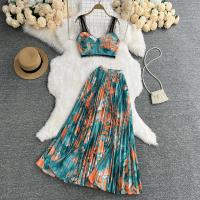 Polyester Pleated Two-Piece Dress Set large hem design & tube printed Set