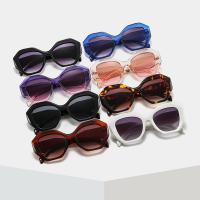 PC-Polycarbonate shading Sun Glasses anti ultraviolet & sun protection & unisex Polymethyl Methacrylate Strawberry PC