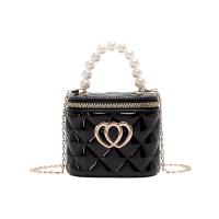 PVC Handbag with chain & soft surface & attached with hanging strap Argyle PC