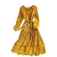 Polyester Waist-controlled & Slim & High Waist One-piece Dress large hem design & deep V patchwork shivering : PC