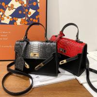PU Leather Handbag contrast color & sewing thread crocodile grain PC