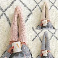 Acrylique Chaussettes de genou de femmes Tricoté plus de couleurs pour le choix Paire