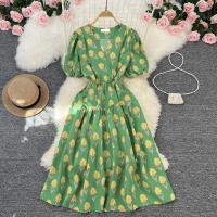 Polyester Waist-controlled One-piece Dress large hem design printed shivering : PC
