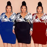 Polyester Waist-controlled & Plus Size One-piece Dress deep V Plant PC