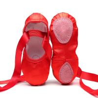 Cotton Cloth & Silk & Cowhide Girl Dance Shoes & anti-skidding Solid Pair