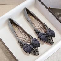 Silk Pointed Flat Shoes hardwearing & with rhinestone Pair