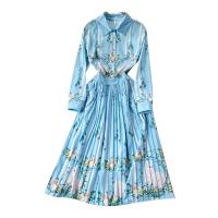 Smíšená látka Jednodílné šaty Stampato Květinové Blu kus