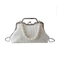 Plastic Pearl & Gauze & Polyester Shell Shape & Easy Matching Handbag attached with hanging strap PC