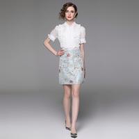 Gauze Waist-controlled & Soft & Slim One-piece Dress & fake two piece patchwork shivering white Set