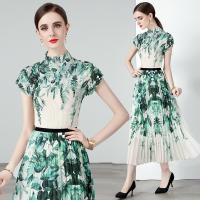 Gauze Waist-controlled & Soft & Slim & Pleated One-piece Dress slimming & two piece printed leaf pattern green Set