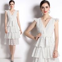 Polyester Waist-controlled & Soft One-piece Dress deep V & hollow printed Solid white PC