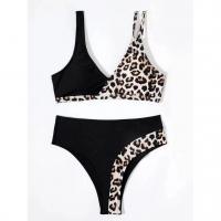Polyester Bikini backless & padded printed leopard Set