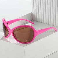 PC-Polycarbonate Sun Glasses for women & anti ultraviolet & sun protection Solid PC