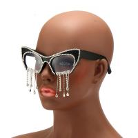 PC-Polycarbonate Tassels Sun Glasses for women & anti ultraviolet & sun protection & with rhinestone PC