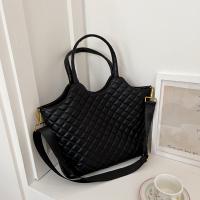 PU Leather Tote Bag Handbag large capacity & attached with hanging strap Argyle black PC