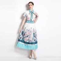 Polyester Waist-controlled & Pleated Two-Piece Dress Set & two piece printed shivering white Set