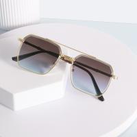 PC-Polycarbonate Easy Matching Sun Glasses anti ultraviolet PC