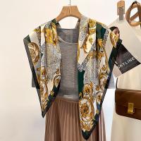 Polyester Women Scarf dustproof & can be use as shawl & sun protection printed green PC