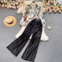 Polyester Women Casual Set deep V & two piece & loose Pants & top printed floral : Set