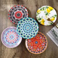 Keramika Pokrmy různé barvy a vzor pro výběr più colori per la scelta Mnoho