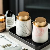 Céramique Bouteille de savon Plaqué Marbre grain plus de couleurs pour le choix pièce