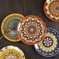 Keramika Pokrmy různé barvy a vzor pro výběr più colori per la scelta Mnoho