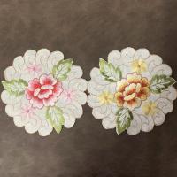 Polyester Cup Pad Geborduurd Bloemen meer kleuren naar keuze stuk