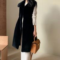 Polyester Women Vest mid-long style & thermal black PC