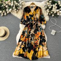 Mixed Fabric Waist-controlled & Soft One-piece Dress large hem design & mid-long style & slimming printed : PC