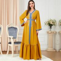 Polyester Slim Middle Eastern Islamic Muslim Dress & floor-length & loose embroidered Solid PC