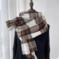 Polyester Easy Matching & Tassels Women Scarf thermal plaid PC