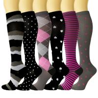 Polyester Chaussettes unisexes pour les genoux Imprimé modèle différent pour le choix plus de couleurs pour le choix Beaucoup