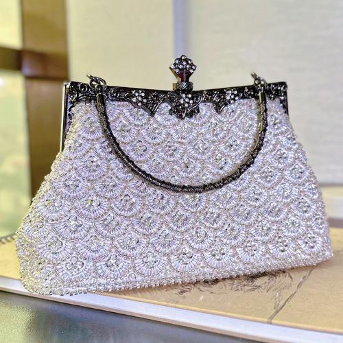 Polyester Clutch Bag with chain & durable & hardwearing & embroidered PC