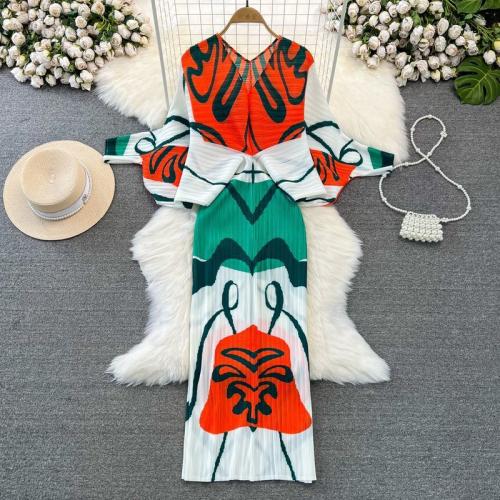 Polyester Waist-controlled & Slim One-piece Dress mid-long style printed : PC