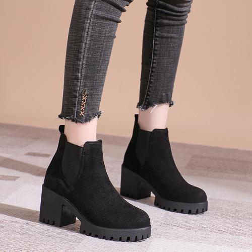 Suede chunky Boots & anti-skidding black Pair