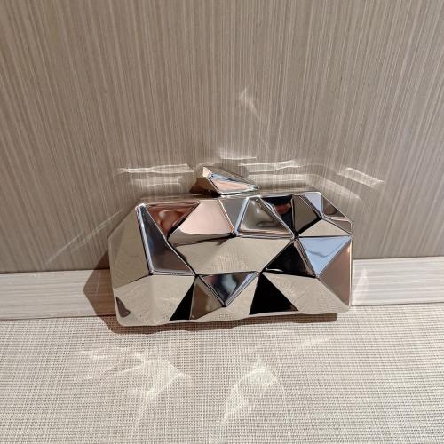Metal hard-surface & Easy Matching Clutch Bag PC